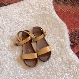 Vintage leather strap sandals